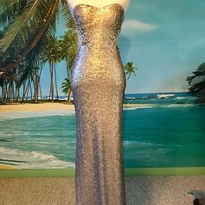 Gorgeous sequins cocktail dress size 1-2 Small